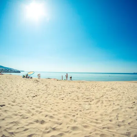 Premier Fort Beach Resort 4*